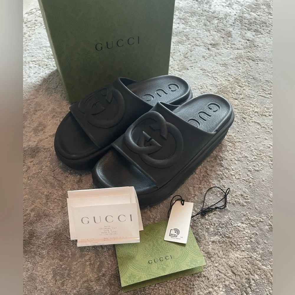 NWT Gucci Interlocking Platform Rubber slides, completely unisex. Size 38/8 - Picture 3 of 8